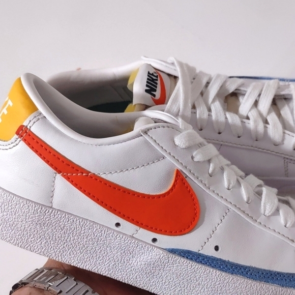 Nike Blazer Low 77  Women's 5.5 Youth 4 White/Blue/Orange - Picture 11 of 12